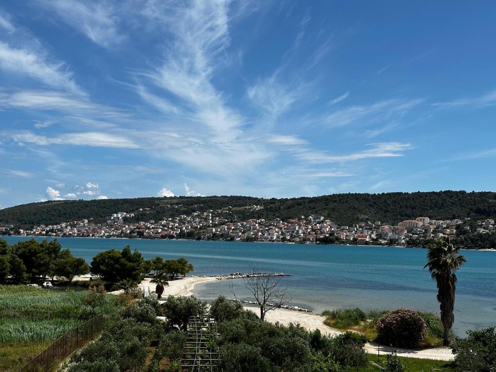 Apartments Zora Trogir Bagian luar foto