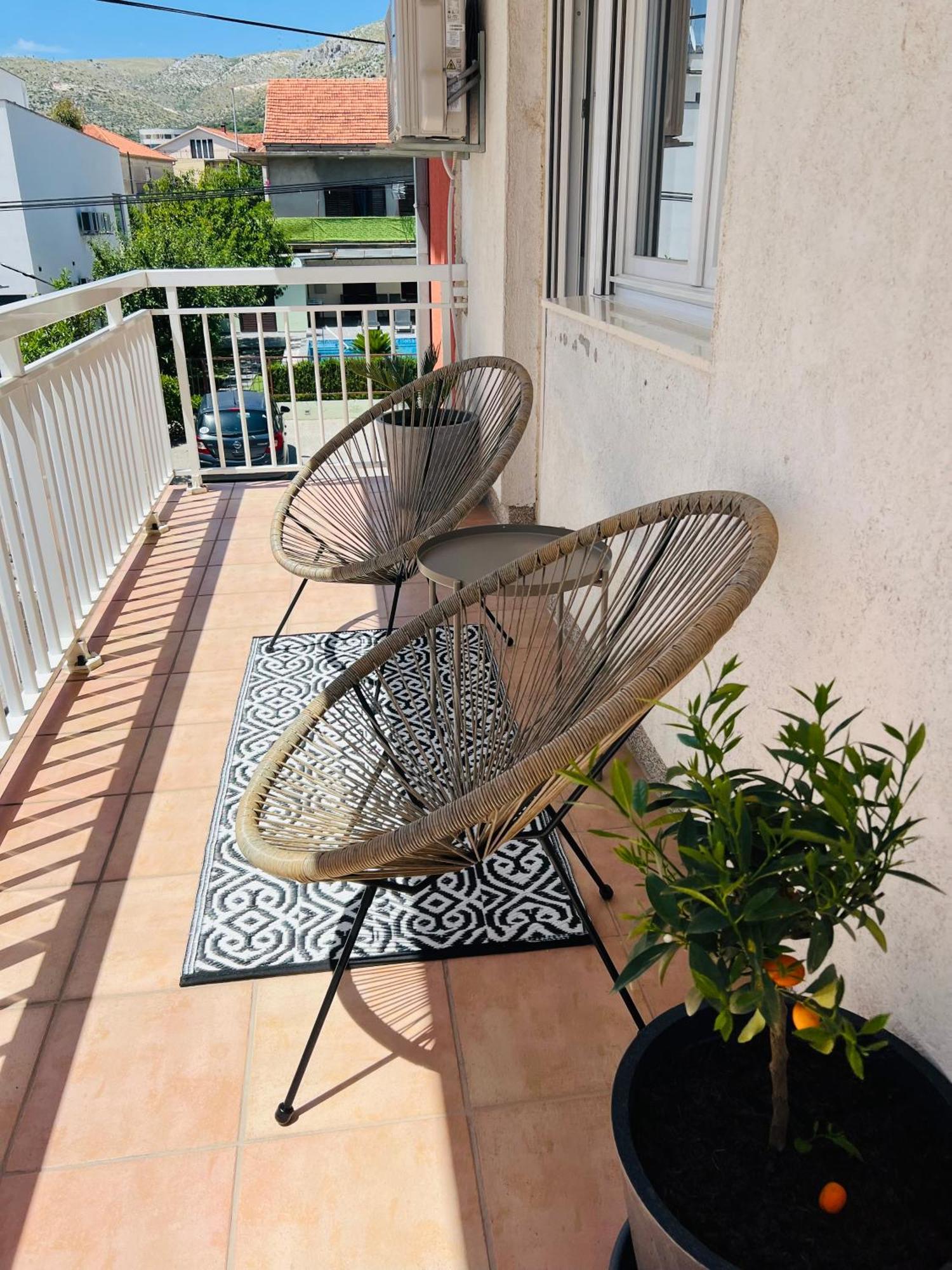 Apartments Zora Trogir Bagian luar foto