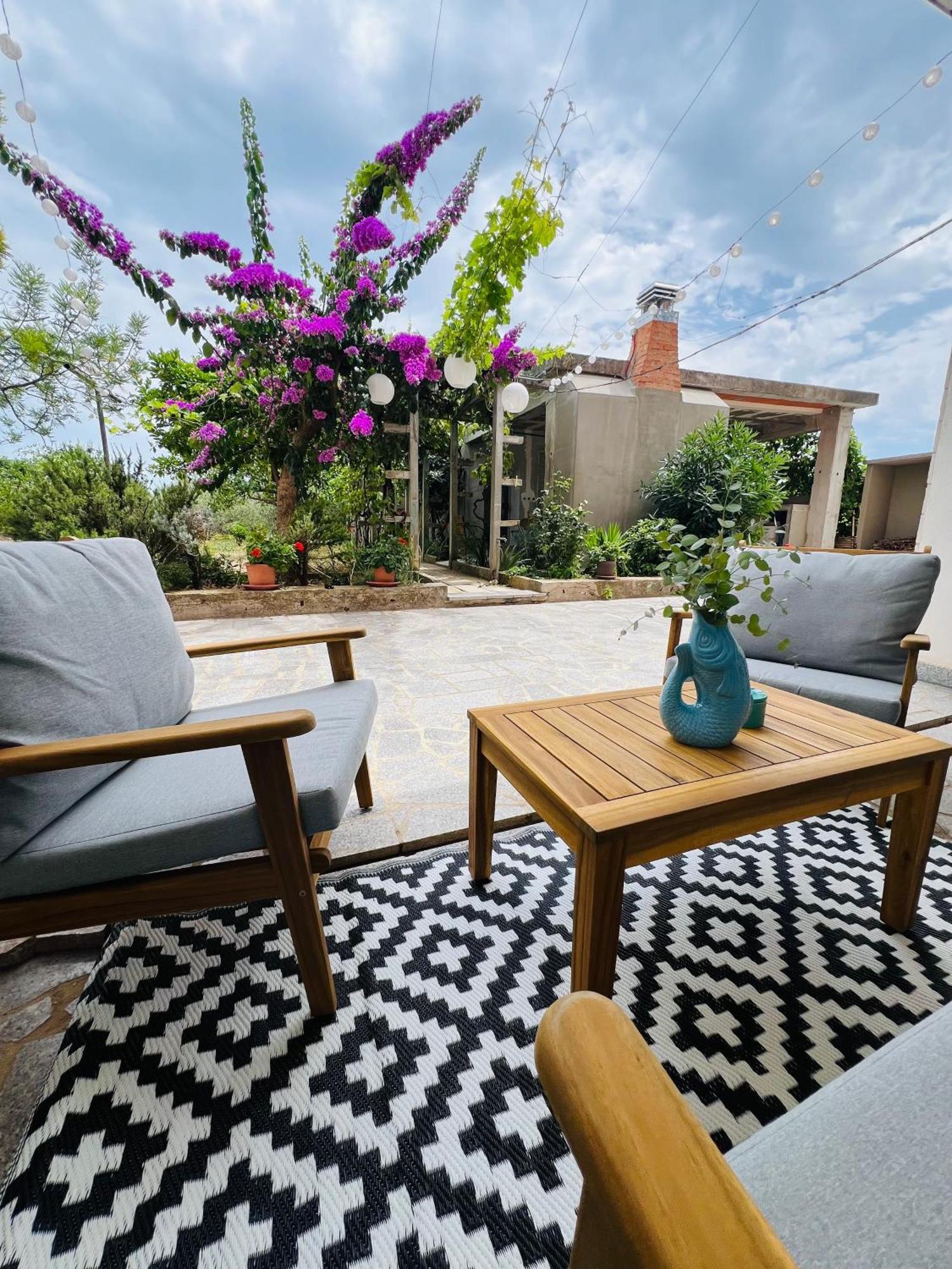 Apartments Zora Trogir Bagian luar foto