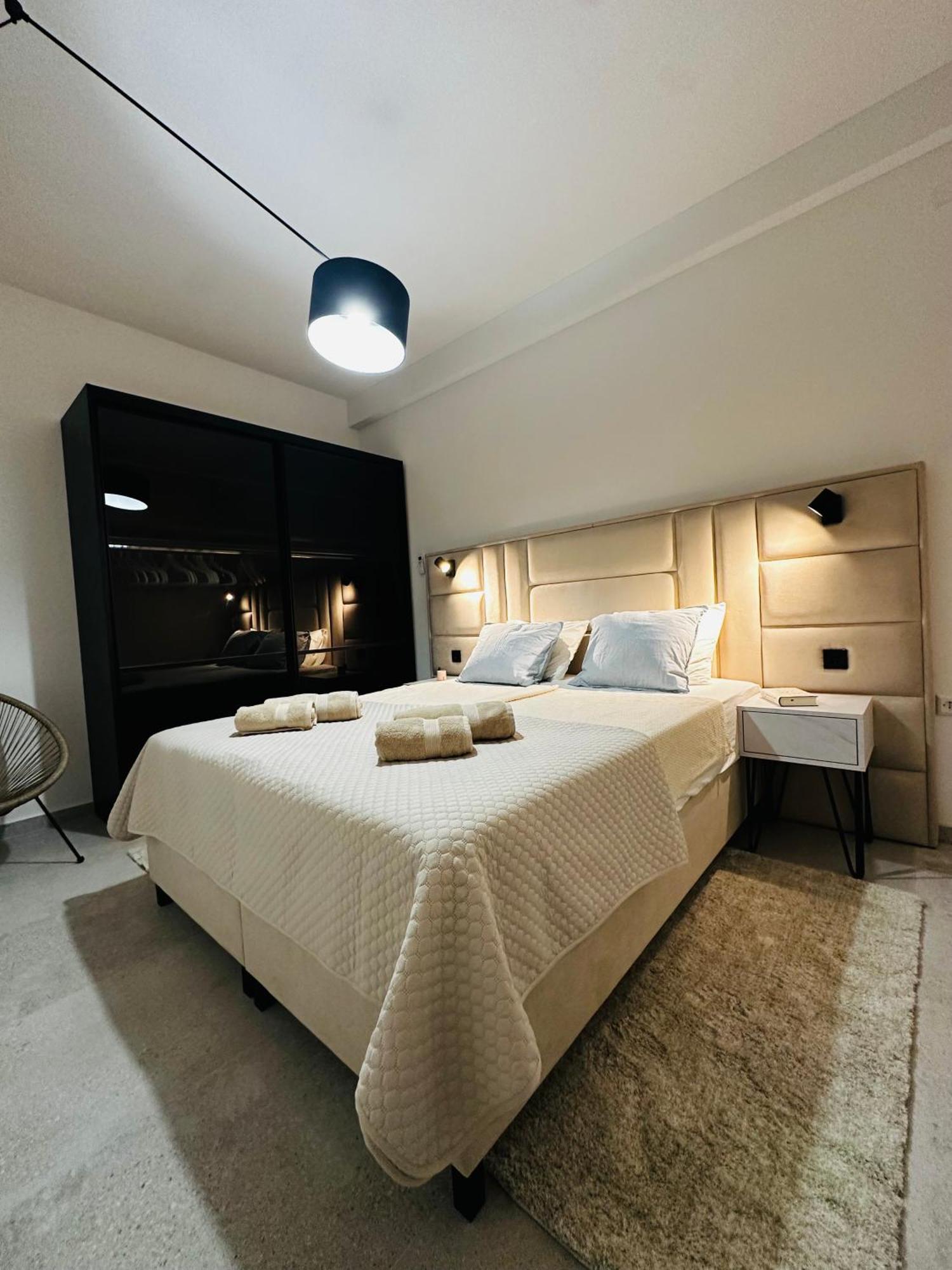 Apartments Zora Trogir Bagian luar foto
